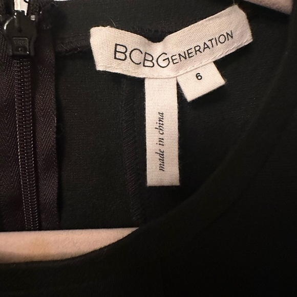 BCBG generation size 6, women’s black cocktail dress worn once non-smoking home - Picture 3 of 5